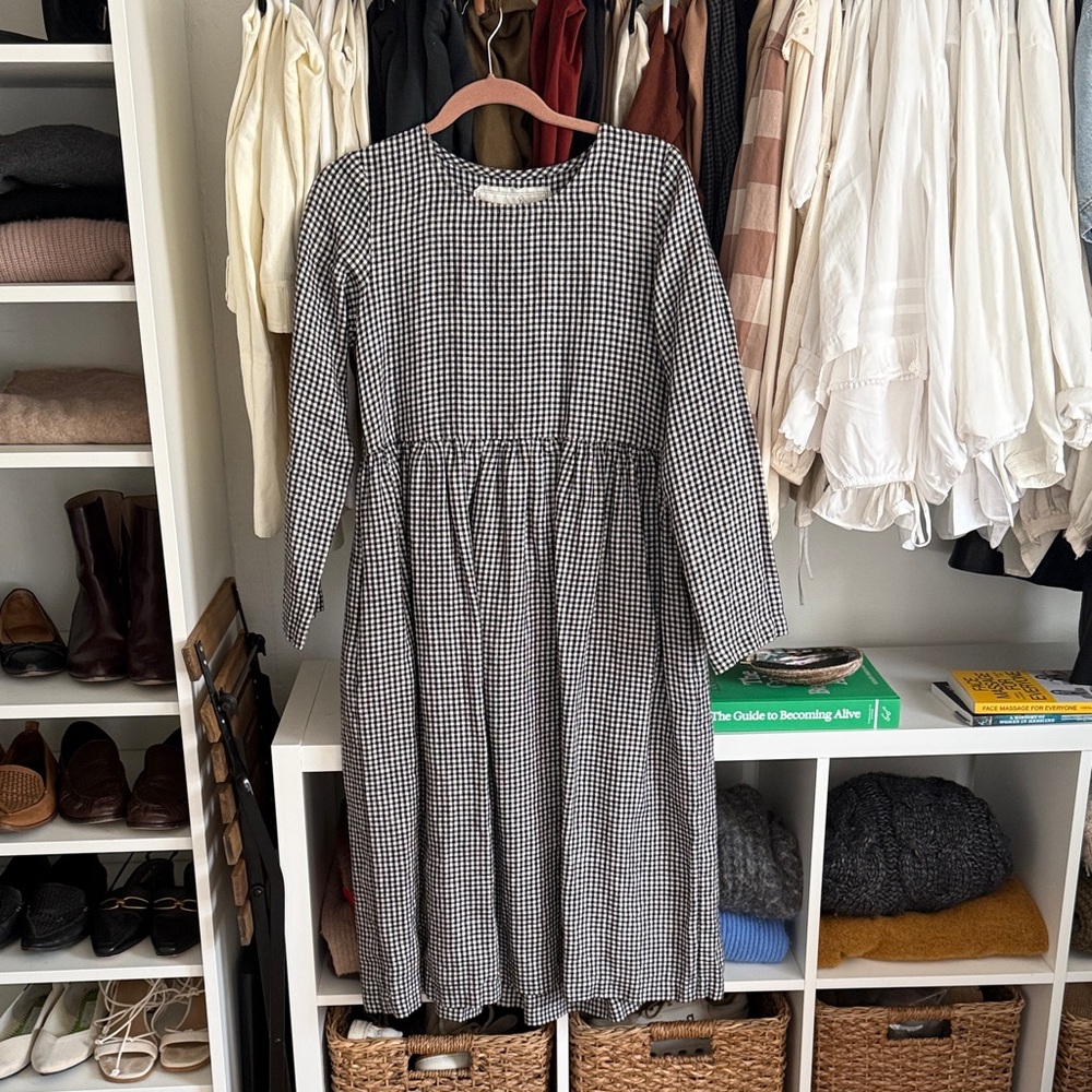 Not Perfect Linen Black and White Gingham Long-Sleeve Midi Dress